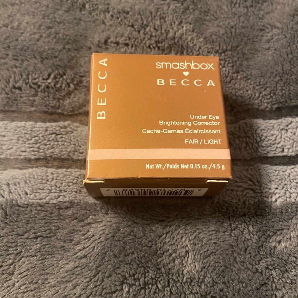 BECCA Under Eye Brightening Corrector - Fair/Light - Gold Packaging